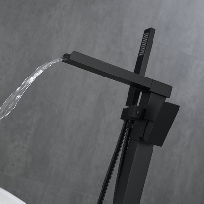 Vrijstaande Badkraan Lisandro – Watervaluitloop – Matte black