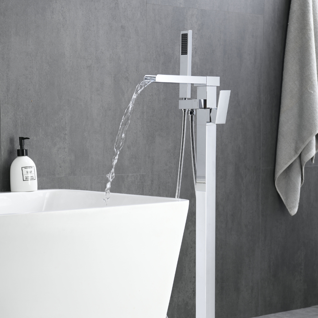 Vrijstaande Badkraan Lisandro – Watervaluitloop – Chrome
