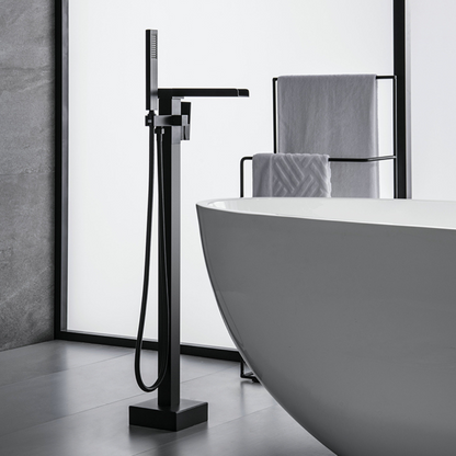 Vrijstaande Badkraan Lisandro – Watervaluitloop – Matte black