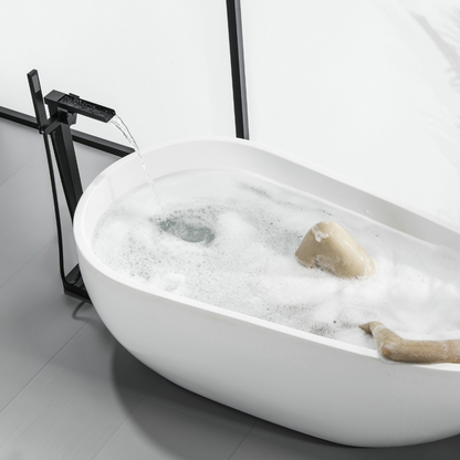 Vrijstaande Badkraan Lisandro – Watervaluitloop – Matte black